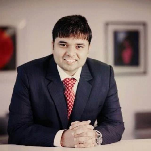 Portrait of Dr Manish Shukla